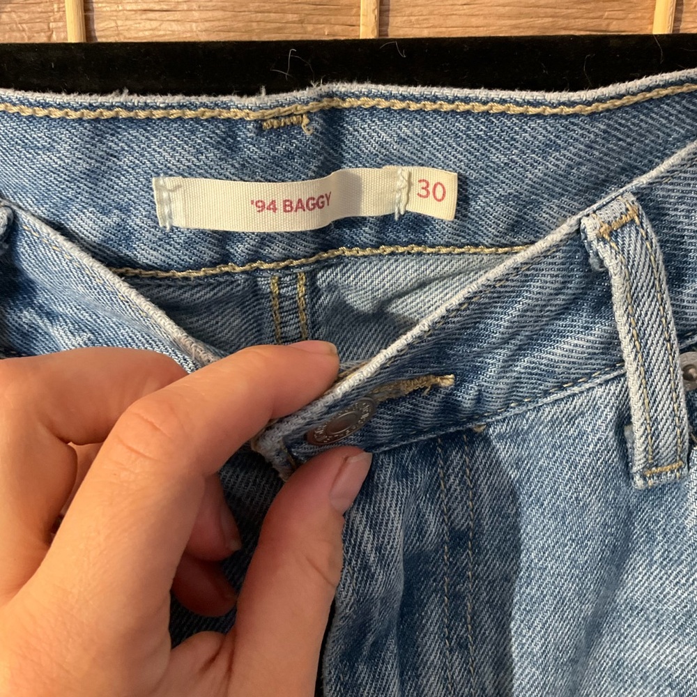Levi’s ‘94 Baggy Jeans - Picture 7 of 11